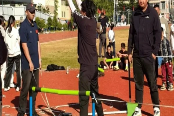 丹佛野马NFL第四周博尼克斯传球进攻效率与关键回合拆解观察